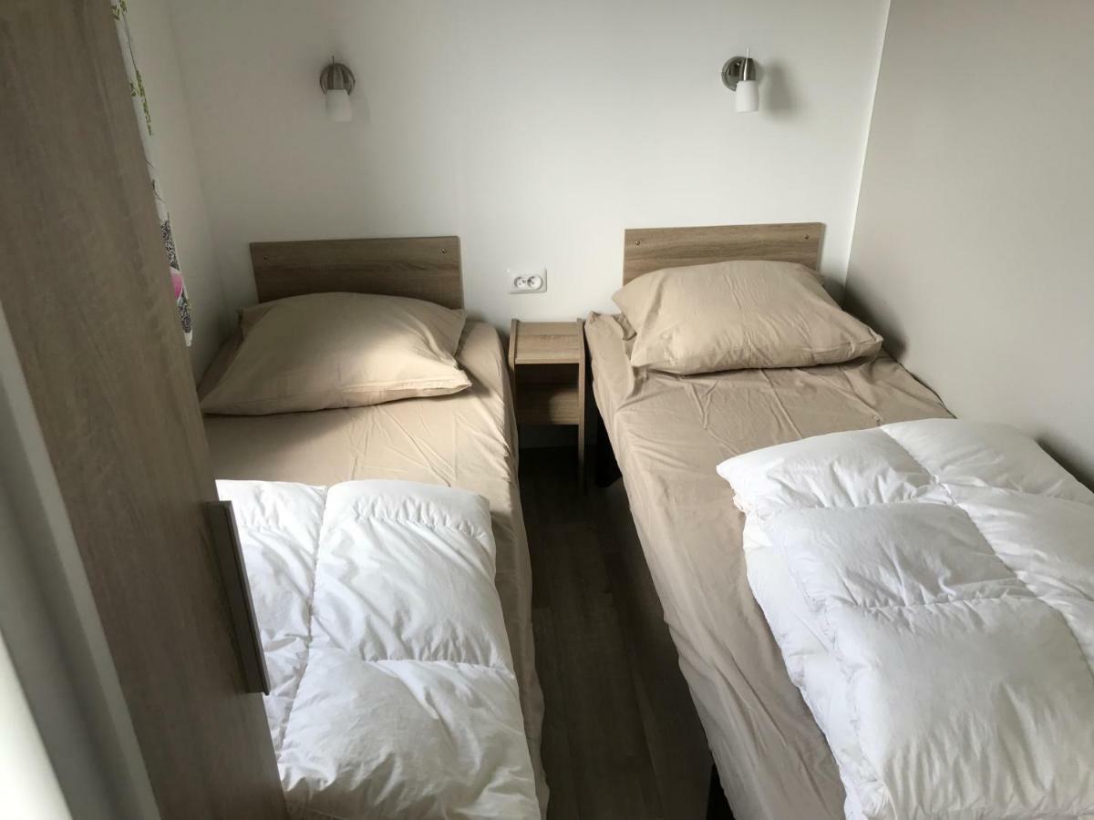 Caravan Middelkerke Hotel Esterno foto