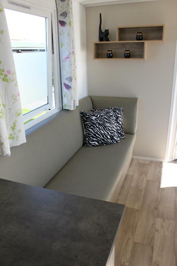 Caravan Middelkerke Hotel Esterno foto